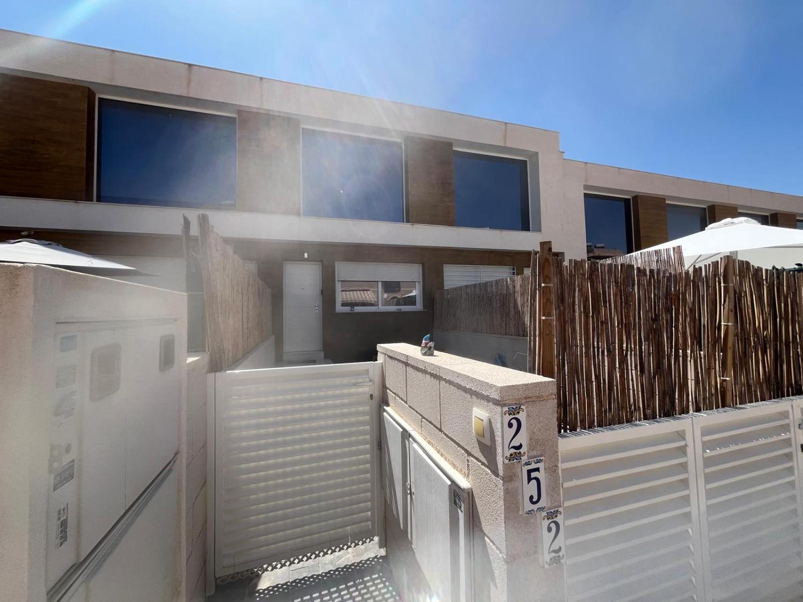 Eco Home Gran Alacant Puerto Marino Bagian luar foto